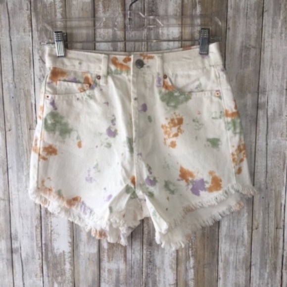 Wild Fable Highest Rise Button Front White Shorts - Picture 2 of 9